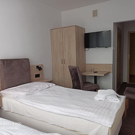 Hotel Odr Сулехув Экстерьер фото