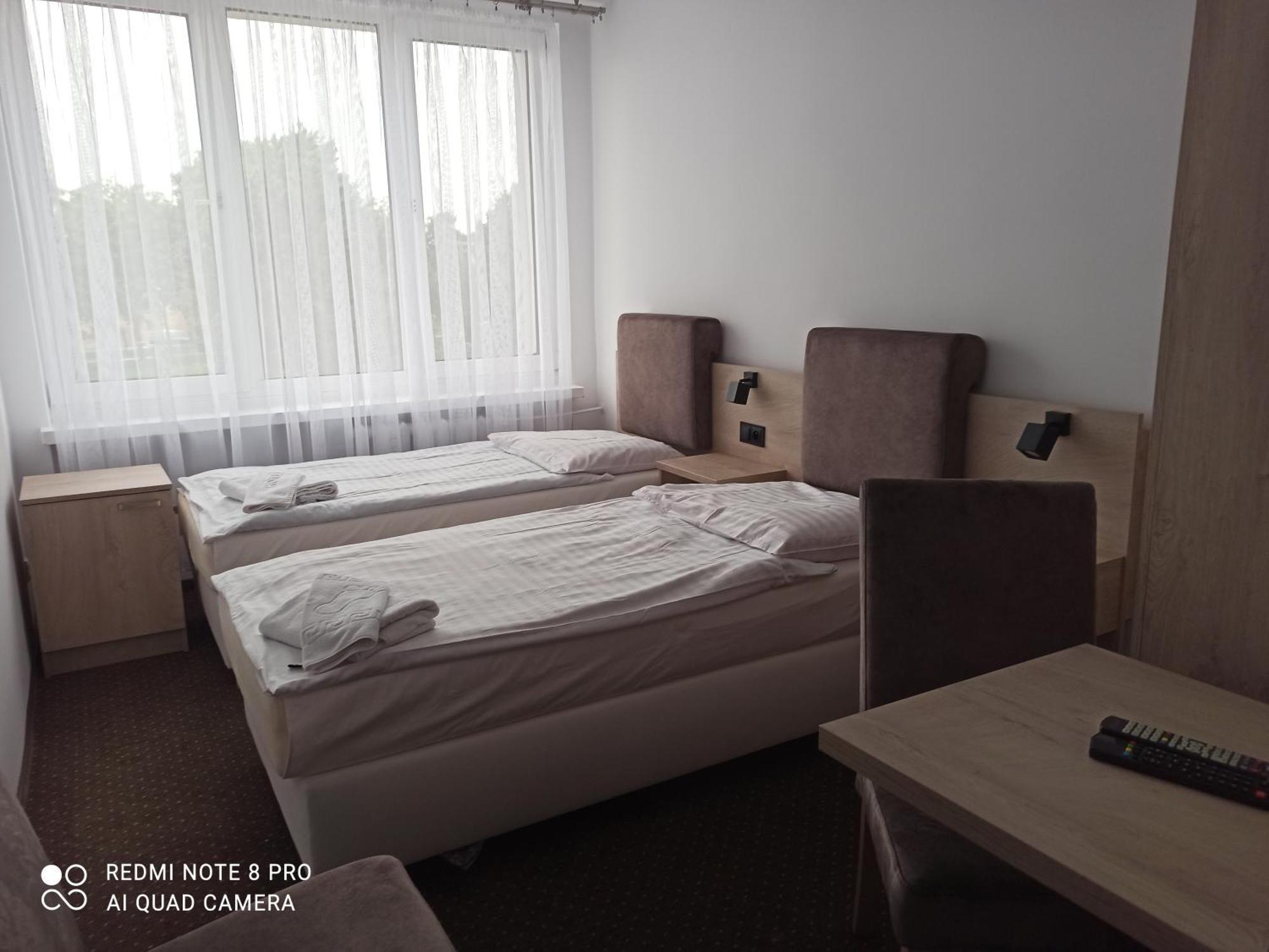 Hotel Odr Сулехув Экстерьер фото