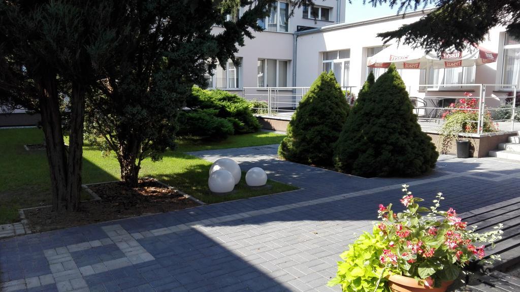 Hotel Odr Сулехув Экстерьер фото